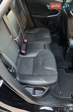 Хэтчбек Volvo V40 2019 в 