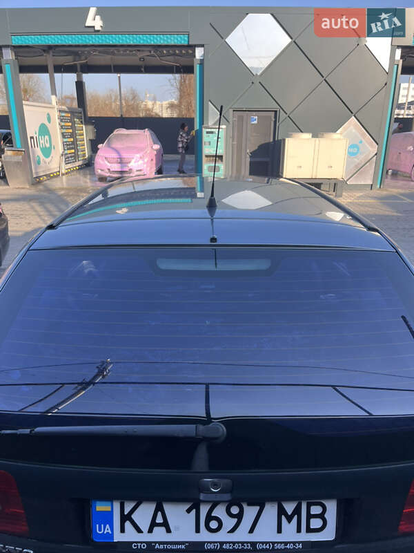 Универсал Volvo V40 2002 в Киеве