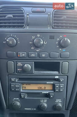 Универсал Volvo V40 2002 в 