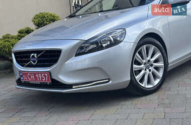 Хэтчбек Volvo V40 2014 в 