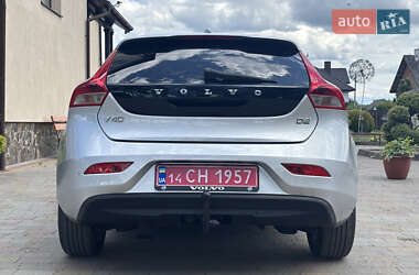 Хэтчбек Volvo V40 2014 в 
