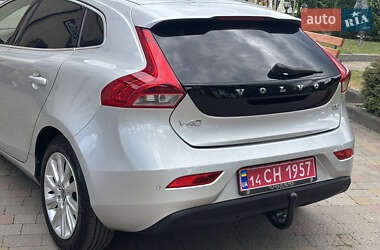 Хэтчбек Volvo V40 2014 в 
