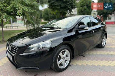Volvo V40 2014 Volvo V40 2014