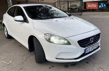 Volvo V40 2013 Volvo V40 2013