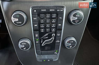 Хэтчбек Volvo V40 2014 в 