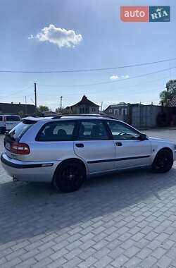 Универсал Volvo V40 2003 в 