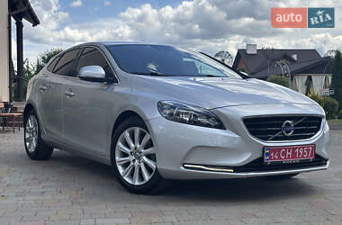 Хетчбек Volvo V40 2014 в Стрию