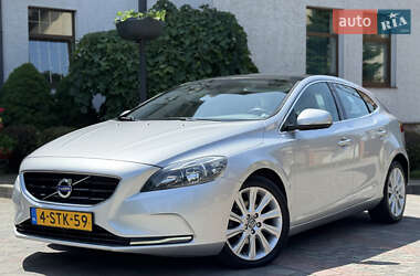 Хэтчбек Volvo V40 2013 в Стрые