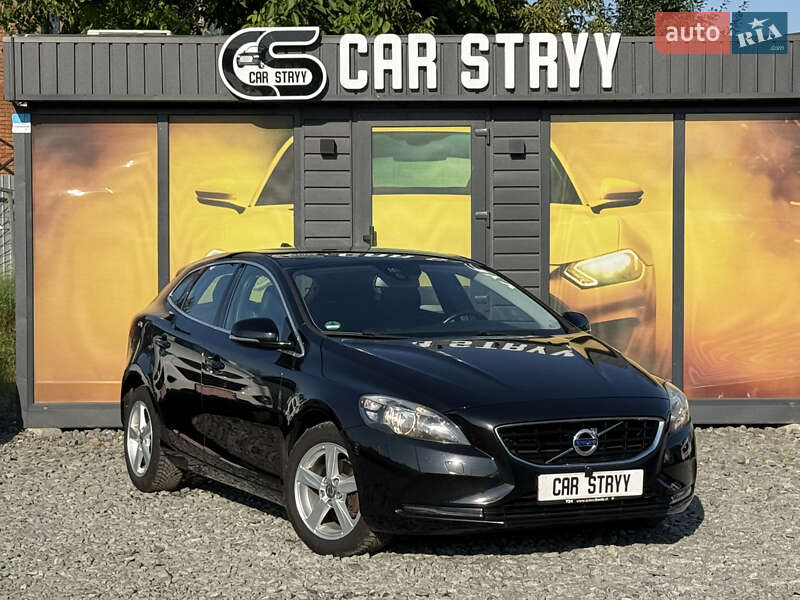 Volvo V40 2013