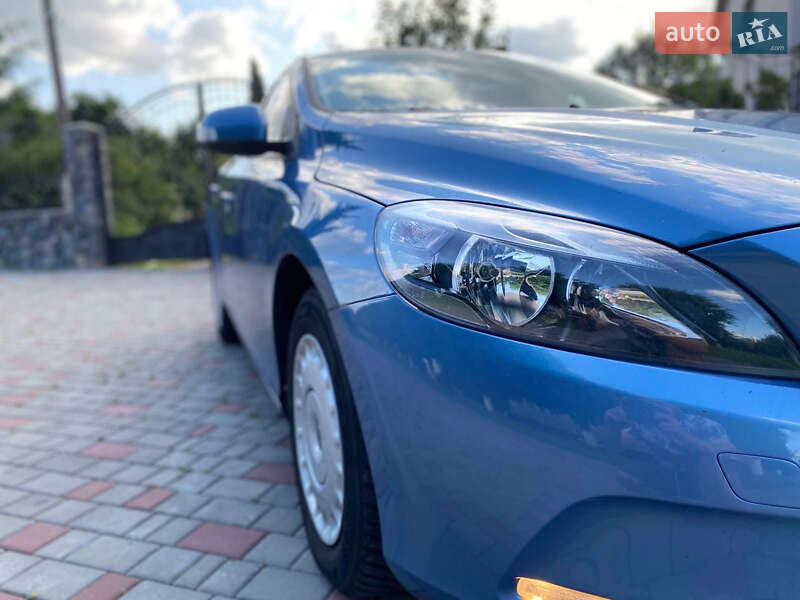 Хэтчбек Volvo V40 2014 в Староконстантинове фото 5 Хэтчбек Volvo V40 2014 в Староконстантинове