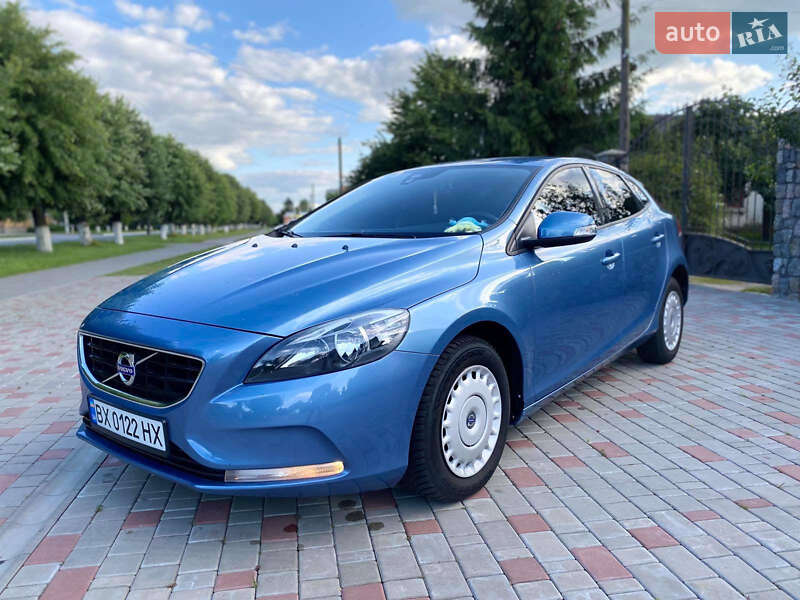 Хэтчбек Volvo V40 2014 в Староконстантинове фото 3 Хэтчбек Volvo V40 2014 в Староконстантинове