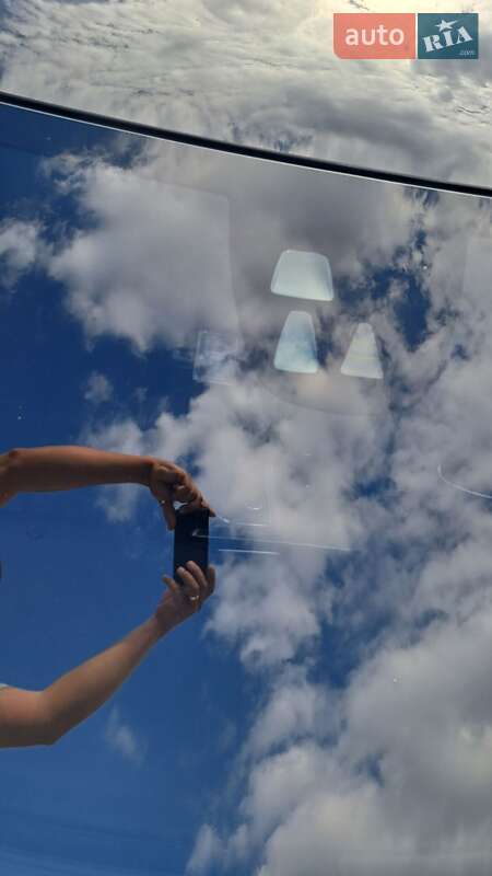 Хэтчбек Volvo V40 2019 в Киеве фото 12 Хэтчбек Volvo V40 2019 в Киеве