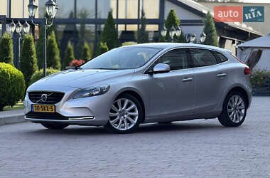 Volvo V40 2013