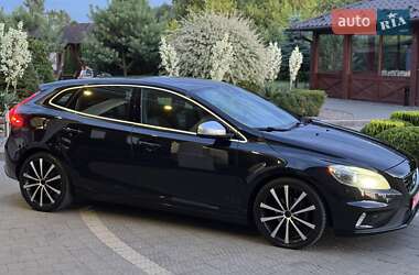 Хэтчбек Volvo V40 2014 в 