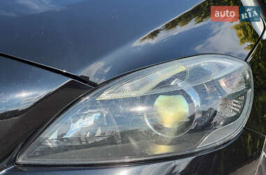 Хэтчбек Volvo V40 2015 в 