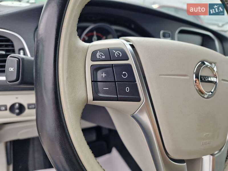 Хетчбек Volvo V40 2018 в Вінниці