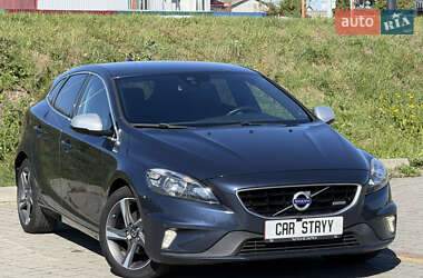 Volvo V40 2014