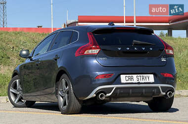 Хэтчбек Volvo V40 2014 в 