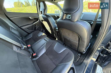 Хэтчбек Volvo V40 2014 в 