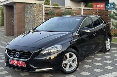 Хэтчбек Volvo V40 2014 в 