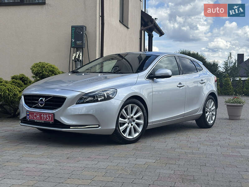 Хэтчбек Volvo V40 2014 в Стрые