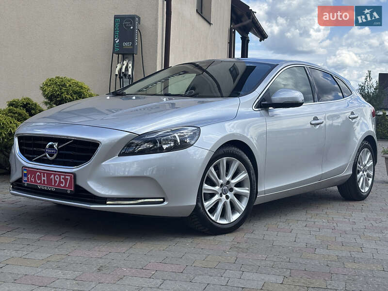 Хэтчбек Volvo V40 2014 в Стрые
