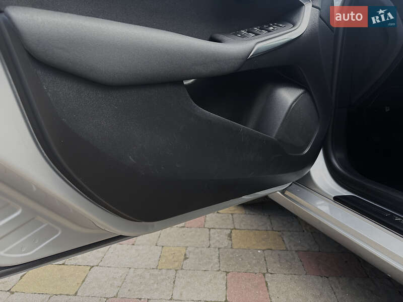 Хэтчбек Volvo V40 2014 в Стрые