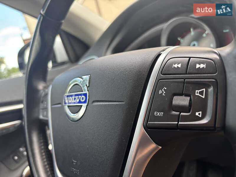 Хэтчбек Volvo V40 2014 в Стрые