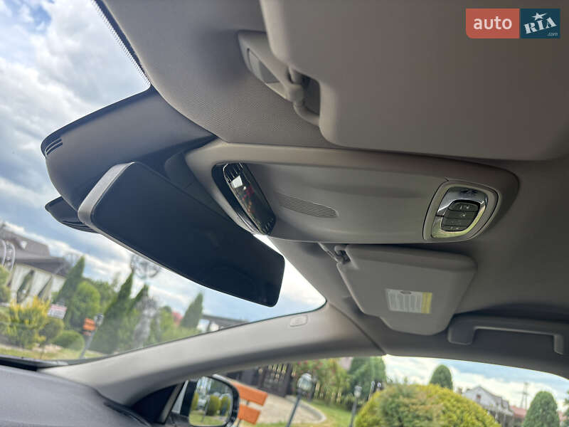 Хэтчбек Volvo V40 2014 в Стрые
