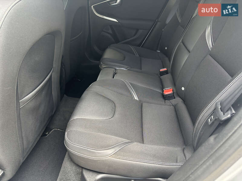 Хэтчбек Volvo V40 2014 в Стрые