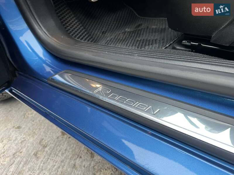 Хэтчбек Volvo V40 2017 в Львове фото 18 Хэтчбек Volvo V40 2017 в Львове