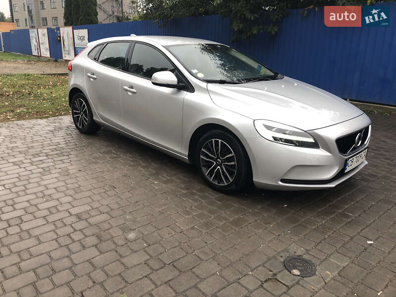 Хэтчбек Volvo V40 2017 в Нежине фото 7 Хэтчбек Volvo V40 2017 в Нежине