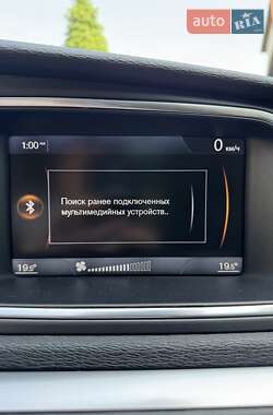 Хэтчбек Volvo V40 2013 в 