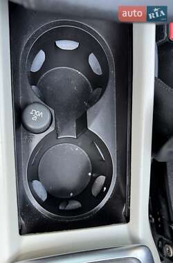 Хэтчбек Volvo V40 2013 в 