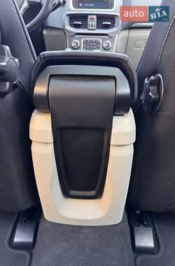Хэтчбек Volvo V40 2013 в 