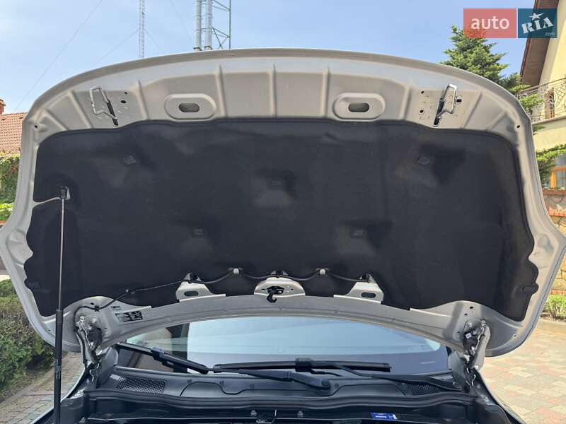Хэтчбек Volvo V40 2013 в Стрые