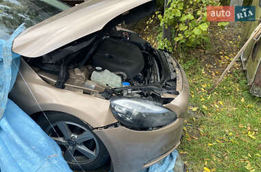 Хэтчбек Volvo V40 2015 в 