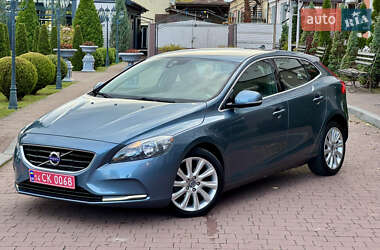 Volvo V40 2013