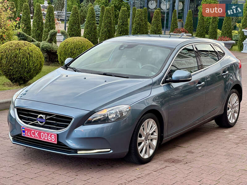 Хэтчбек Volvo V40 2013 в Стрые