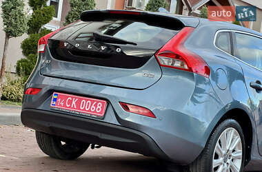 Хэтчбек Volvo V40 2013 в 
