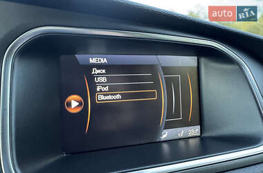 Хэтчбек Volvo V40 2013 в 