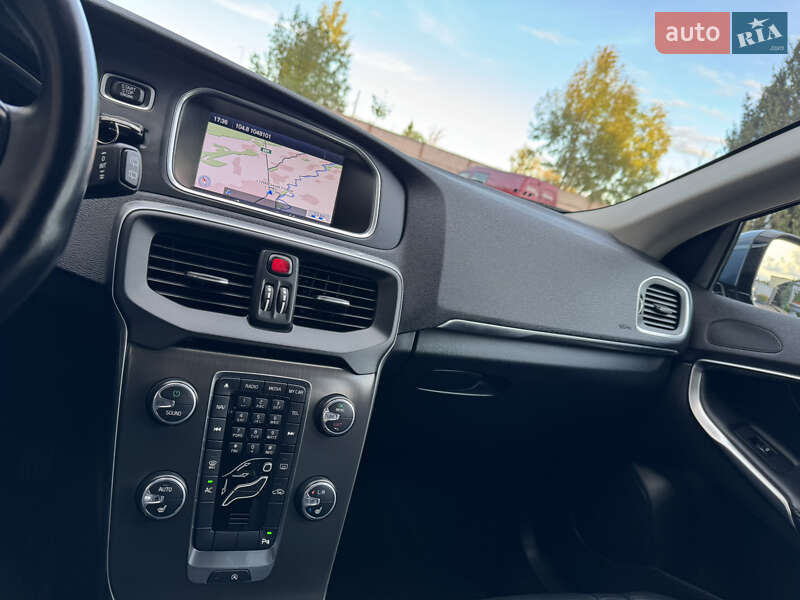 Хэтчбек Volvo V40 2013 в Стрые