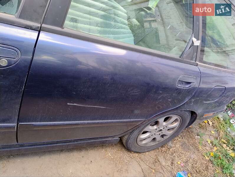 Универсал Volvo V40 2000 в Павлограде