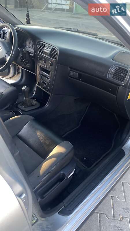 Універсал Volvo V40 2002 в Чернівцях фото 10 Універсал Volvo V40 2002 в Чернівцях