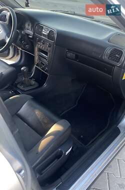 Універсал Volvo V40 2002 в  фото 10 Універсал Volvo V40 2002 в
