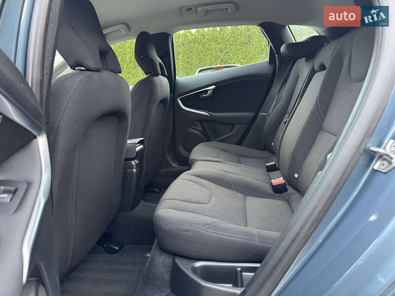 Хетчбек Volvo V40 2013 в Стрию