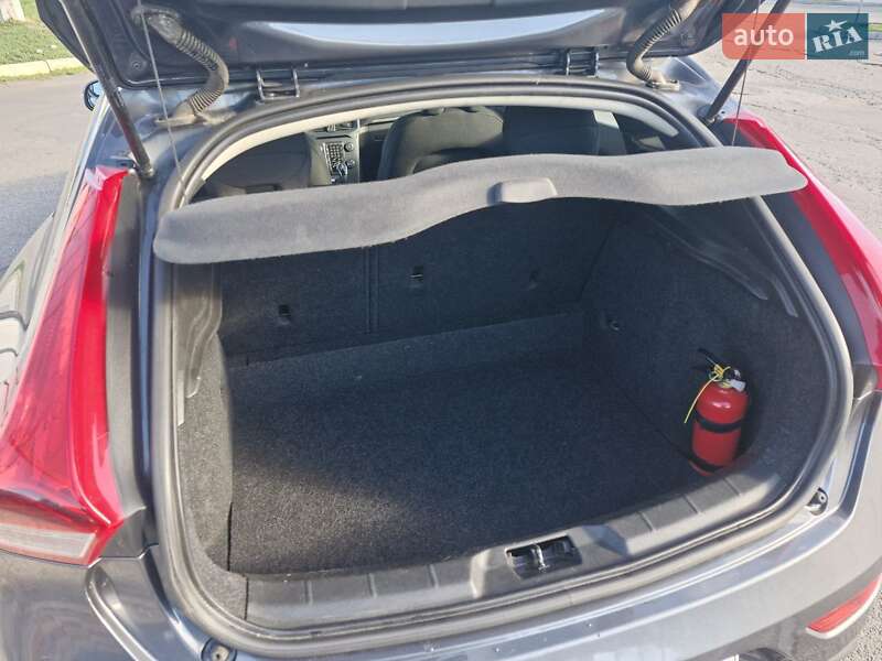 Хетчбек Volvo V40 2014 в Миколаєві