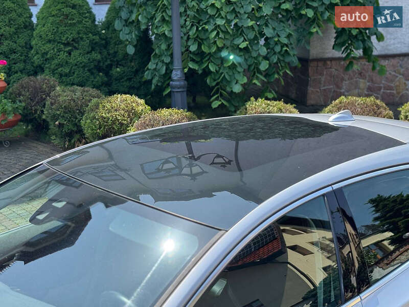 Хэтчбек Volvo V40 2013 в Львове