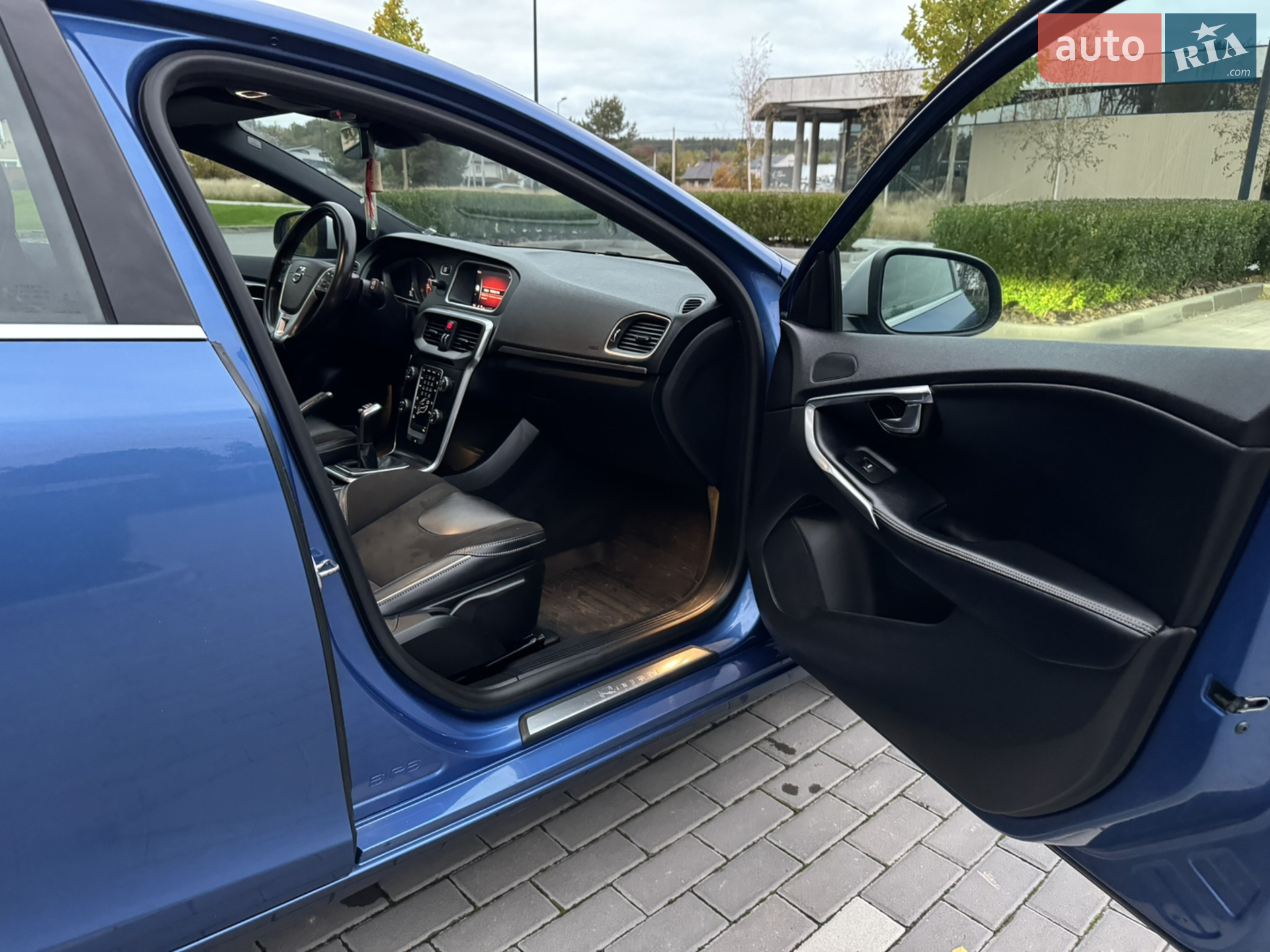 2017 Volvo V40 - мініатюра 55