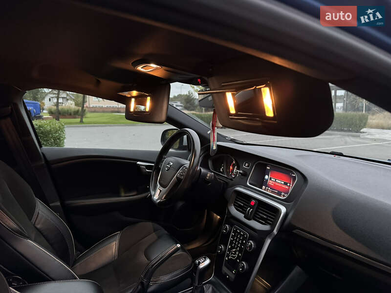 Хетчбек Volvo V40 2017 в Ірпені фото 55 Хетчбек Volvo V40 2017 в Ірпені